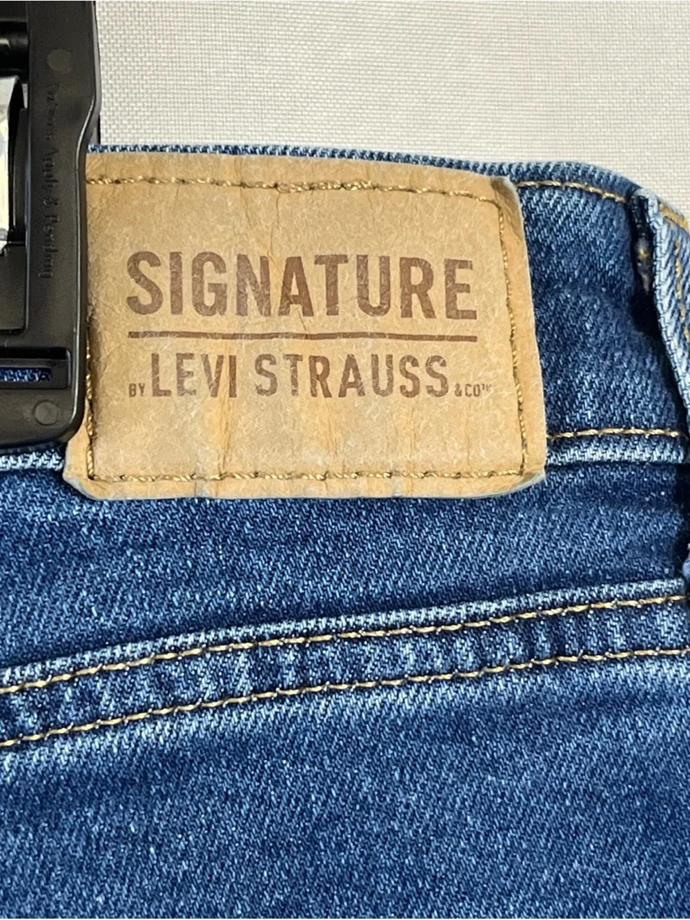 Signature by Levi Strauss cropped straight